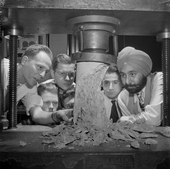 Engineering students with professor from “Columbia University”, 1948 © Stanley Kubrick estate