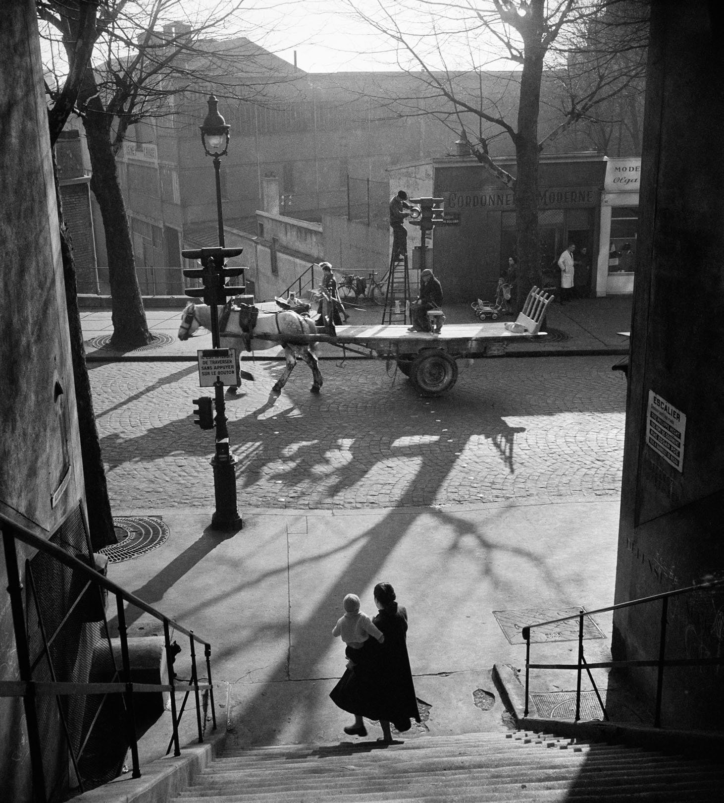 Willy Ronis Series His Photographs Of Belleville And Ménilmontant