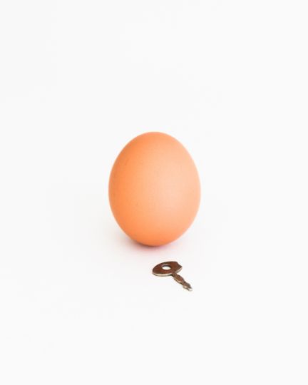 Egg & Little Key © Cosimo Cella