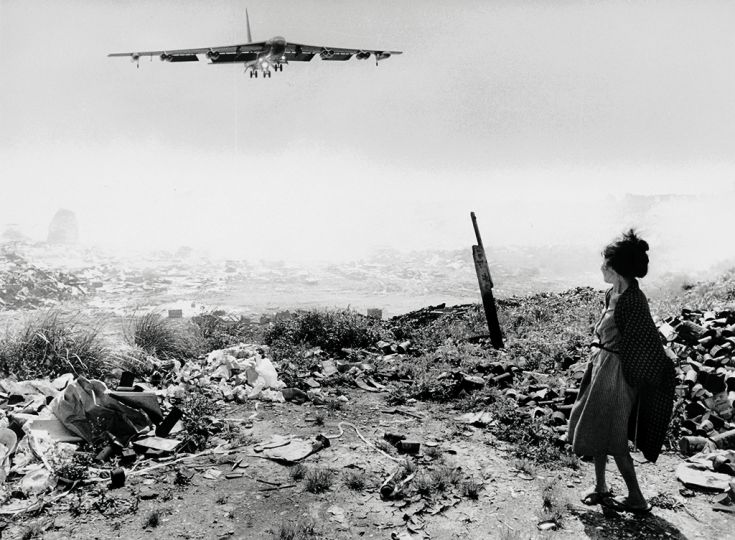 Shomei Tomatsu - Kadena, Okinawa, 1969 Collection of the estate Shomei Tomatsu –INTERFACE, Okinawa © Shomei Tomatsu –INTERFACE / Courtesy of Taka Ishii Gallery Photography / Film
