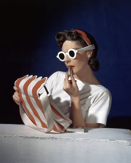 Horst P. Horst - LIPSTICK – Courtesy YellowKorner