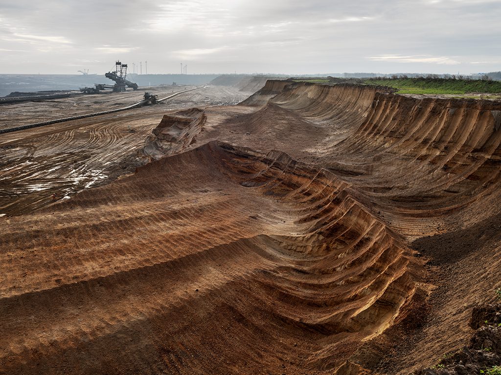 Edward Burtynsky – The Human Signature – Considering Art