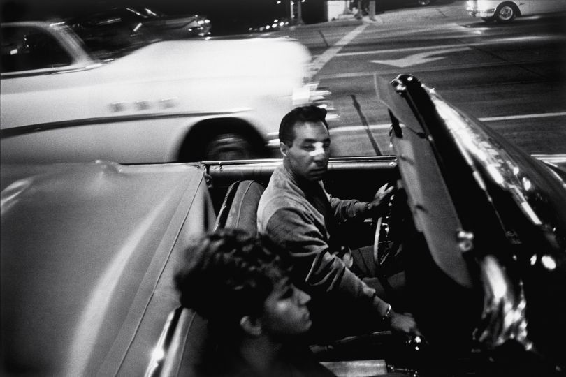 Los Angeles 1964 © The Estate of Garry Winogrand. Courtesy Fraenkel Gallery