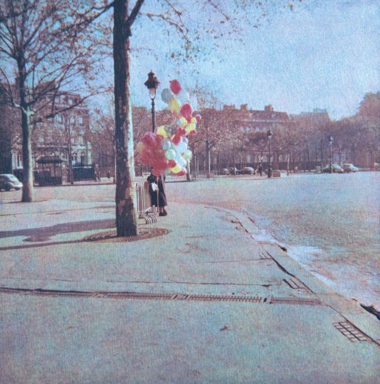 Place de l’Etoile, Paris 8e, 1954. © Bernard Plossu