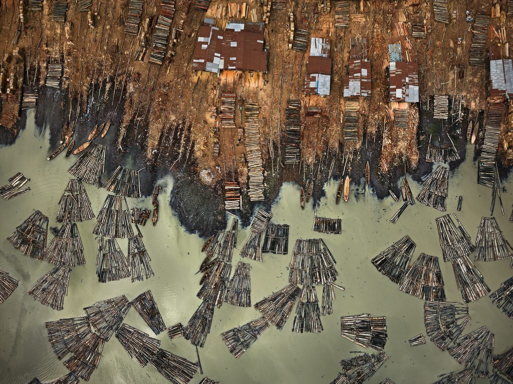 UNLV Barrick Museum Presents Edward Burtynsky: Oil