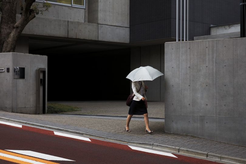 Woman with an umbrella © Roberto Badin