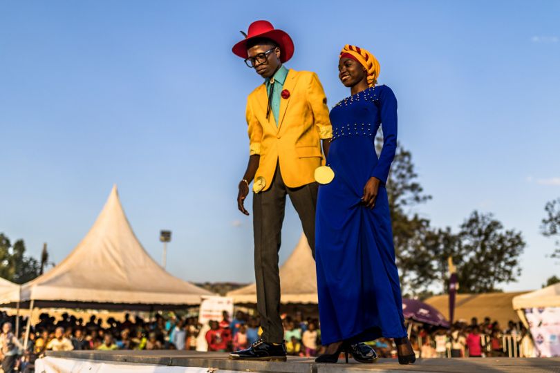 Kibera: Stories From Within © Brian Otieno 1st Place - Contestants react on a runway, on December 15, 2017 during the annual fashion and beauty pageant “Mr. and Miss Kibera”, aiming at promoting peace and good governance in Kibera and beyond.