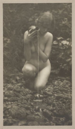 The Source, 1905/printed 1907, gelatin silver print, 10 9/16 x 6 inches. Wilson Centre for Photography