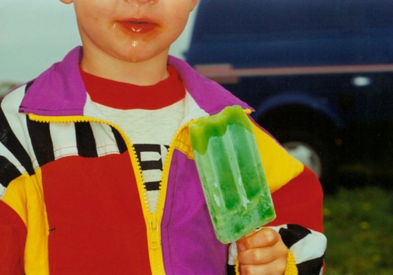 Boy with popsicle © Martin Parr