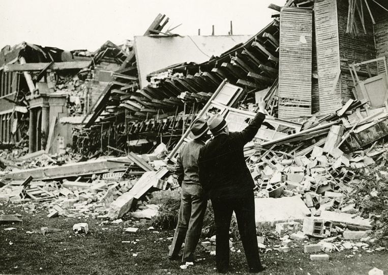 Unidentified Photographer, [Long Beach Earthquake Repair Dossier], 1933-35 Courtesy The Walther Collection