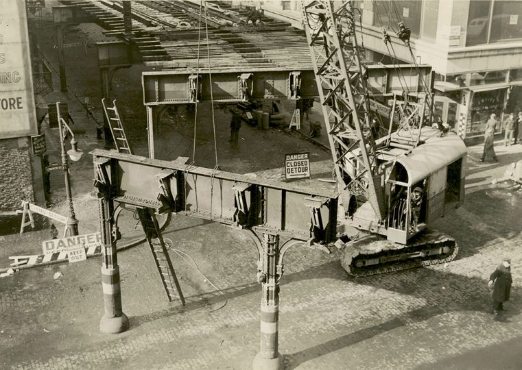 Harvey F. Dutcher, [Demolition of the Sixth Avenue Elevated Railroad, New York], 1939 Courtesy The Walther Collection