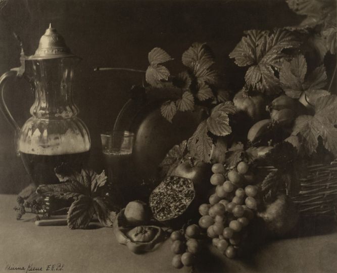 Fruit Study), circa 1905
© The Estate of Minna Keene / courtesy Stephen Bulger Gallery