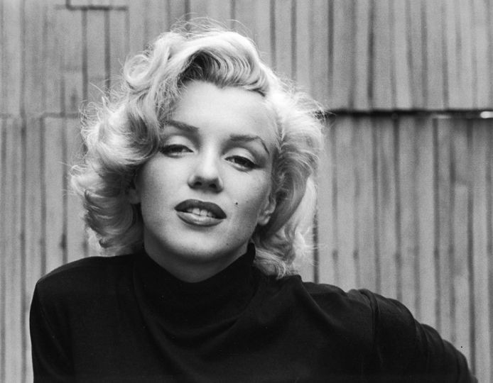 Alfred Eisenstaedt
Marilyn Monroe (Black Sweater Landscape), 1953
© Alfred Eisenstaedt/Time & LIFE Pictures/Getty Images, courtesy Robert Mann Gallery
