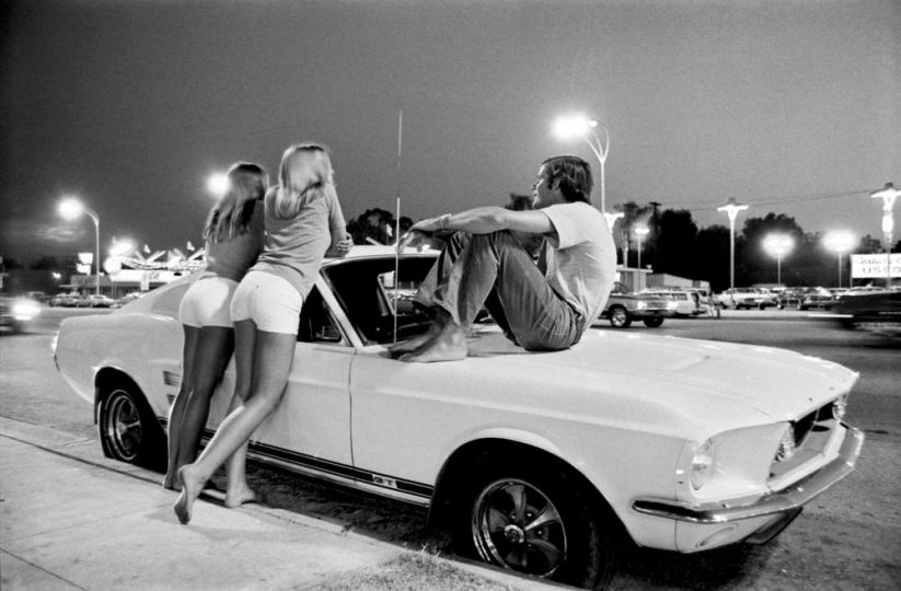 Van Nuys Boulevard, 1972 © Richard J. McCloskey - Courtesy Sturm & Drang