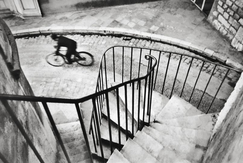 © Henri Cartier-Bresson – Courtesy Peter Fetterman Gallery and Leica Gallery Los Angeles
