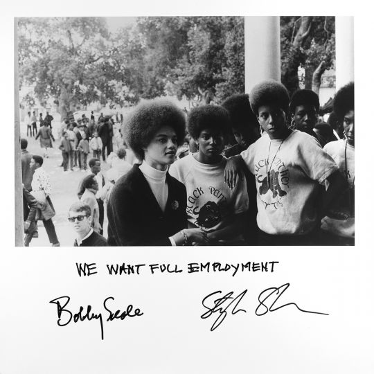 © Stephen Shames & Bobby Seale – Courtesy Manuel Rivera-Ortiz Foundation
