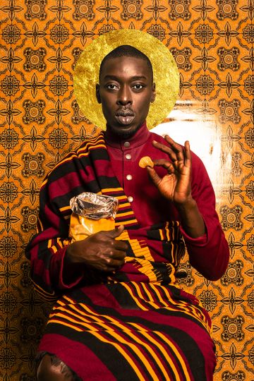 Omar Victor Diop Sans titre, 2019 © Omar Victor Diop - Courtesy the artist and André Magnin Gallery, Paris.