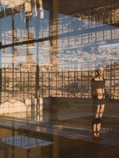 AD 7272 © Mona Kuhn