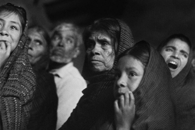 Church service, Oaxaca, Mexico, 1956 © Michael Friedel