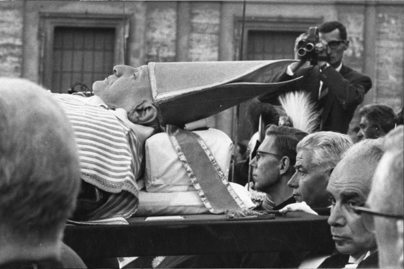 Funeral procession of Pope John XXIII, Saint Peter’s Square, Rome, Italy, 1963 © Michael Friedel