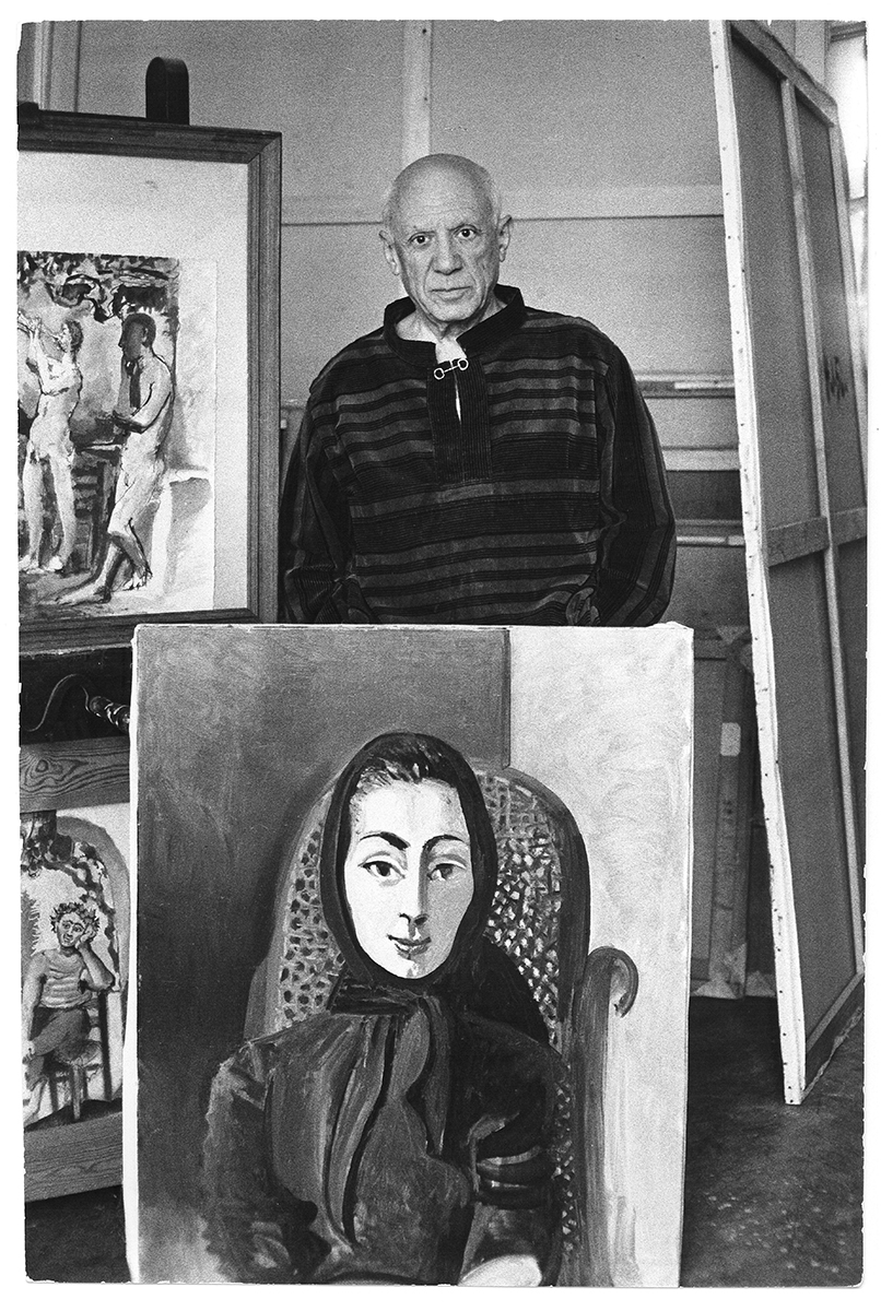 View Portrait Pablo Picasso Photograph Background