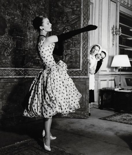 Louise Dahl-Wolfe Mary Jane Russell In Dior Dress, Paris, 1950 © Center for Creative Photography at the University of Arizona / Courtesy Staley-Wise Gallery, New York