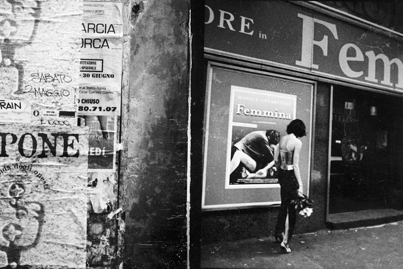 Stephanie Pfriender Stylander Carolyn Benezet, Femmina, Rome, 1998 © Stephanie Pfriender Stylander / Courtesy Staley-Wise Gallery, New York