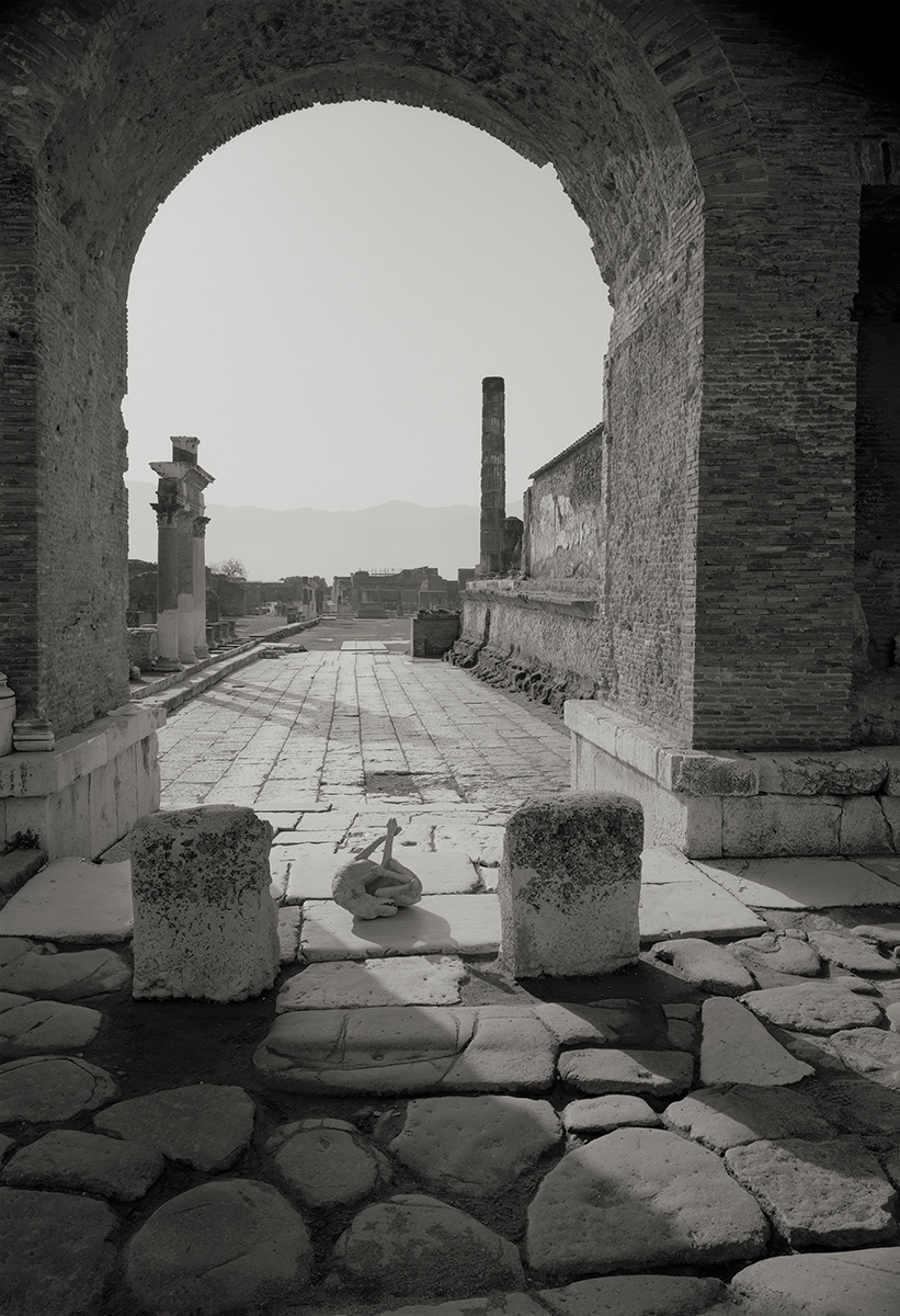 Kenro Izu Requiem For Pompei The Eye Of Photography Magazine