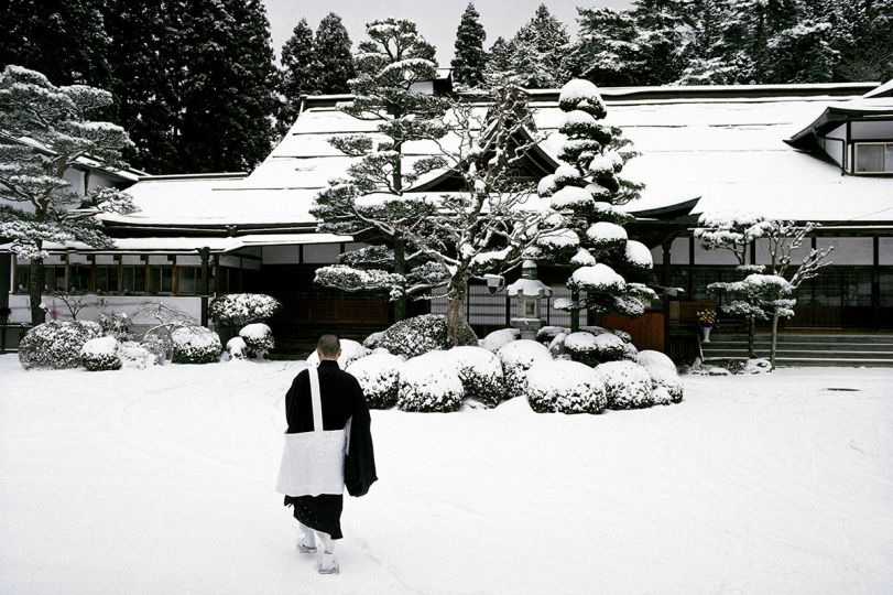 Monk & Snow © Don Farber