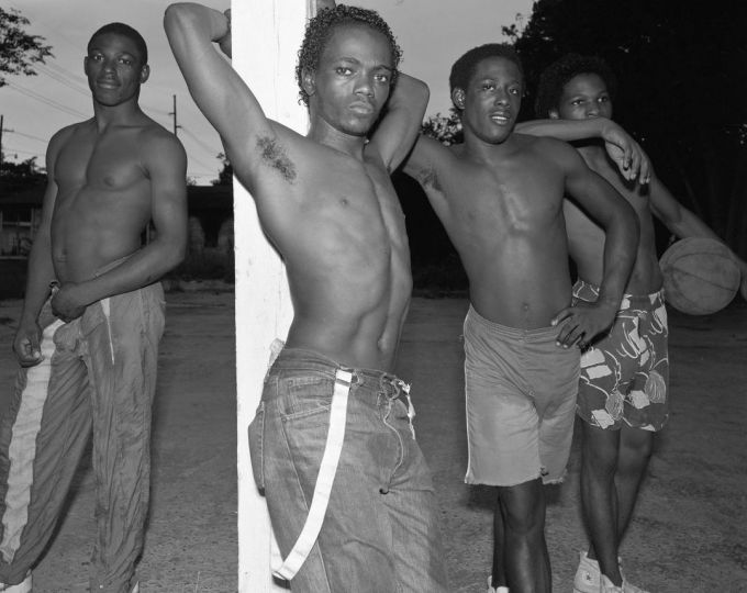 Monroe, Louisiana - Basketball Players, 1985 © Baldwin Lee – Courtesy Joseph Bellows Gallery