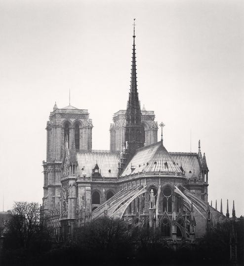 Nazraeli Press : Michael Kenna : Notre-dame De Paris - The Eye Of 