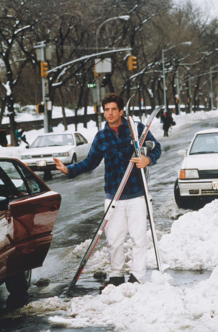 Lawrence Schwartzwald John Kennedy Jr Carolyn Bessette In New York The Eye Of Photography Magazine