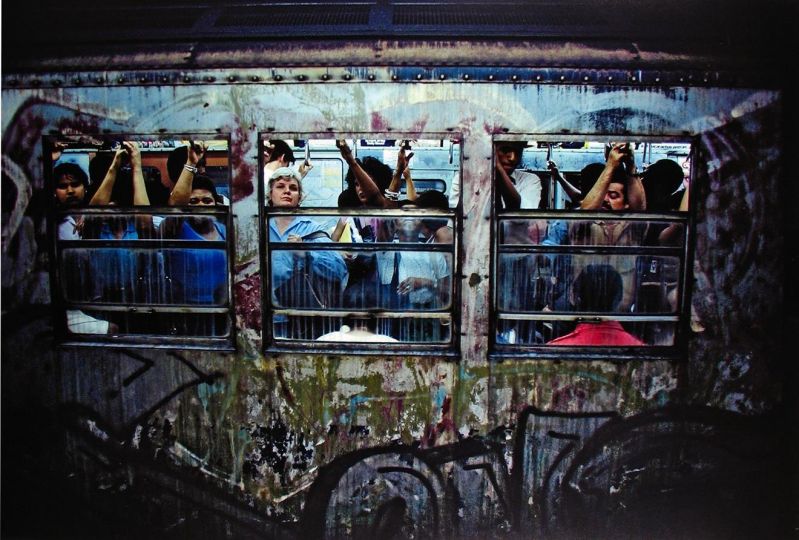 Subway 1980 © Bruce Davidson - Courtesy Howard Greenberg Gallery