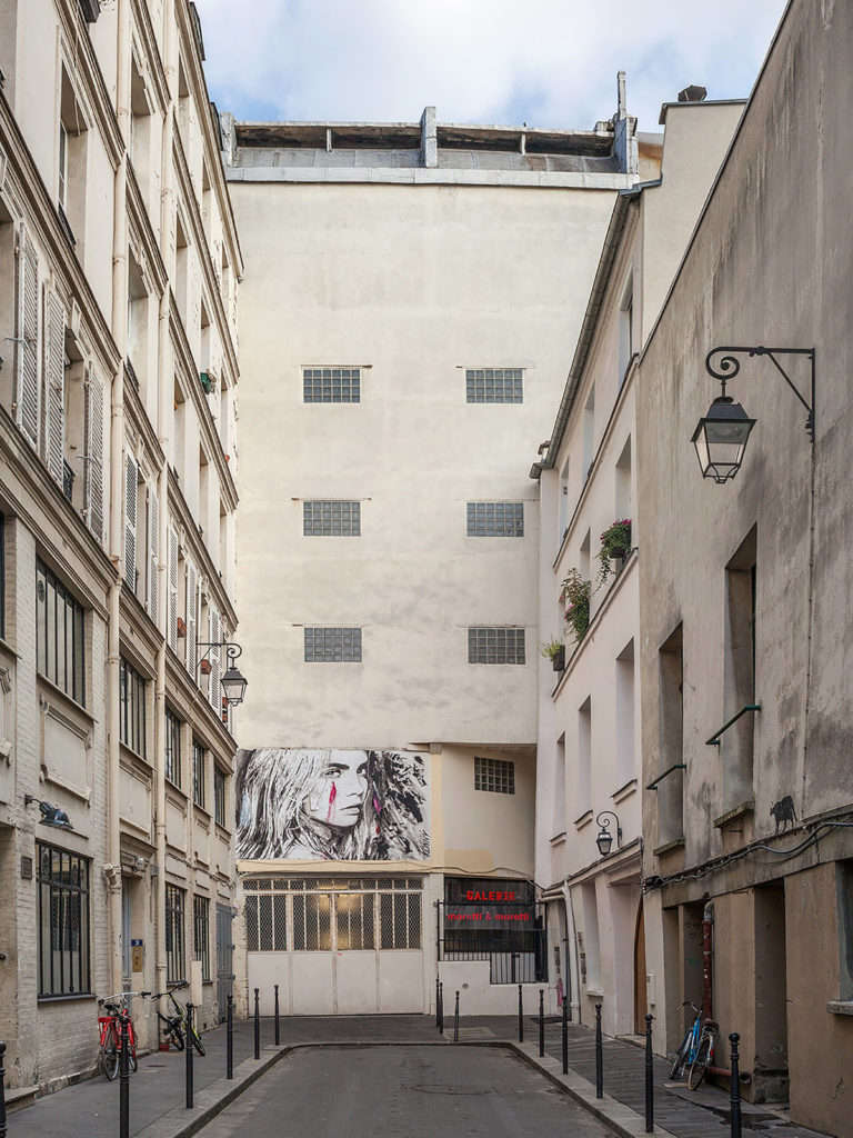 Karin Borghouts : Paris Impasse - The Eye of Photography Magazine