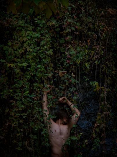 Between Moment & Soil © Babak Haghi