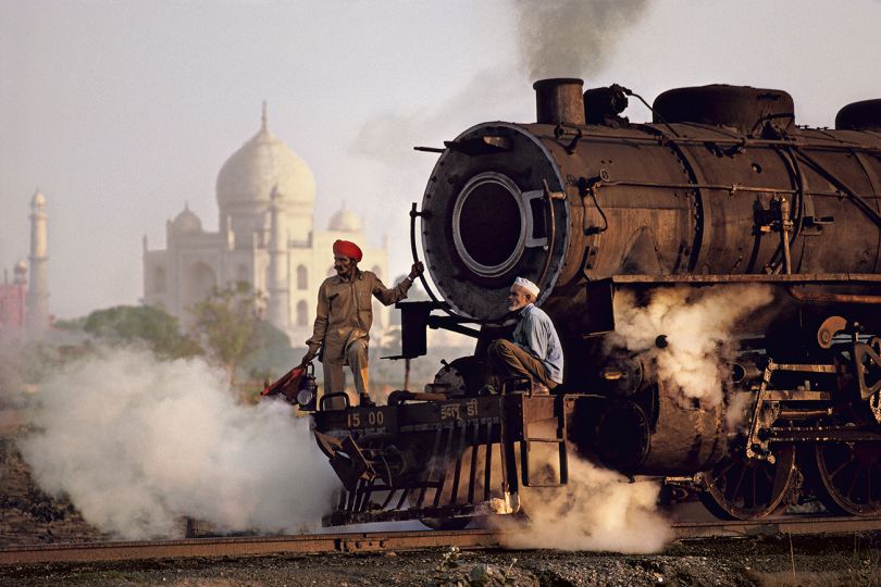 Taj and Train. Agra, Uttar Pradesh, India, 1983 © Steve McCurry