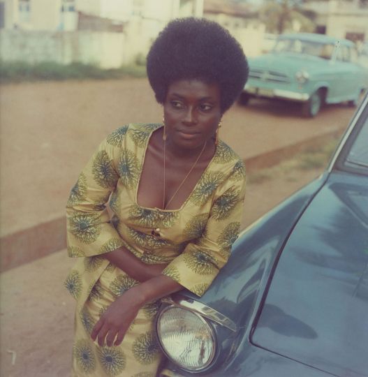 James Barnor - Miss Sophia Salomon, daughter of James Barnor’s landlord, Kokomlemle, Accra, 1973. Courtesy Galerie Clémentine de la Féronnière 