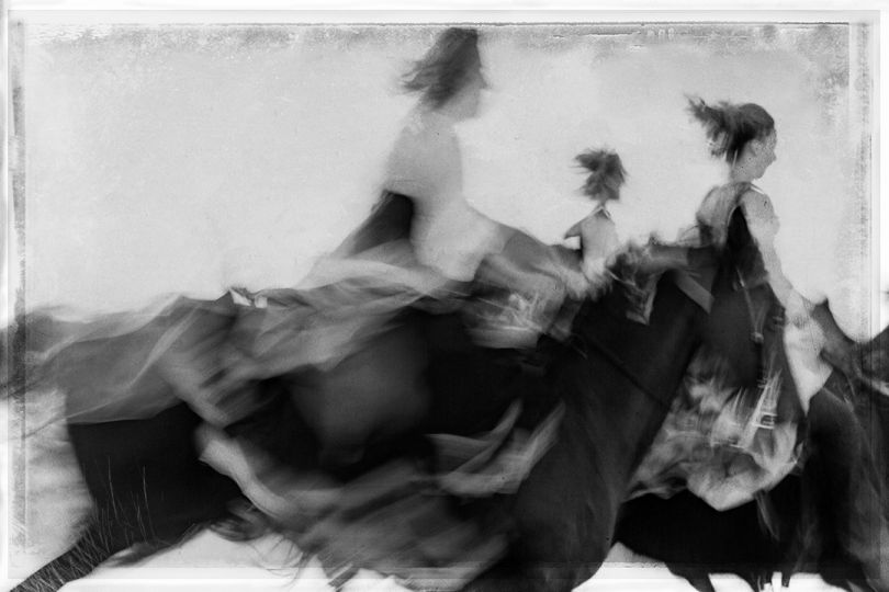 Three Horses on the Beach © Jim McKinniss