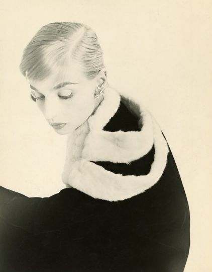 Guy BOURDIN (French, 1928-1991) Iris Bianchi, Paris, mid-late 1950s vintage gelatin silver print flush-mounted on board print/mount 10-7/16 x 8-3/16