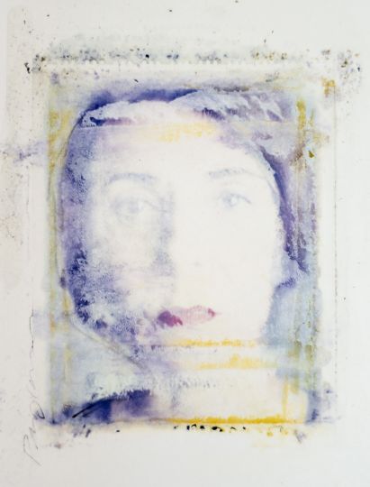 Payram Femmes - fleurs, 2018 - 2020 - Transfert sur papier gravure d'après Polaroïd 79 couleur, 30 x 40 cm chaque - Courtesy Galerie Maubert