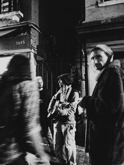 Venice at Night - Music Outside the Bar © Jim McKinniss