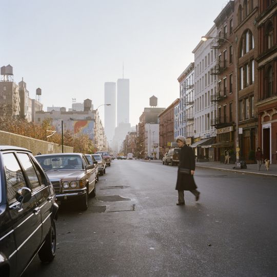 La Guardia Place looking toward Twin Towers, 1984 © Janet Delaney - Courtesy of the artist and EUQINOM Gallery