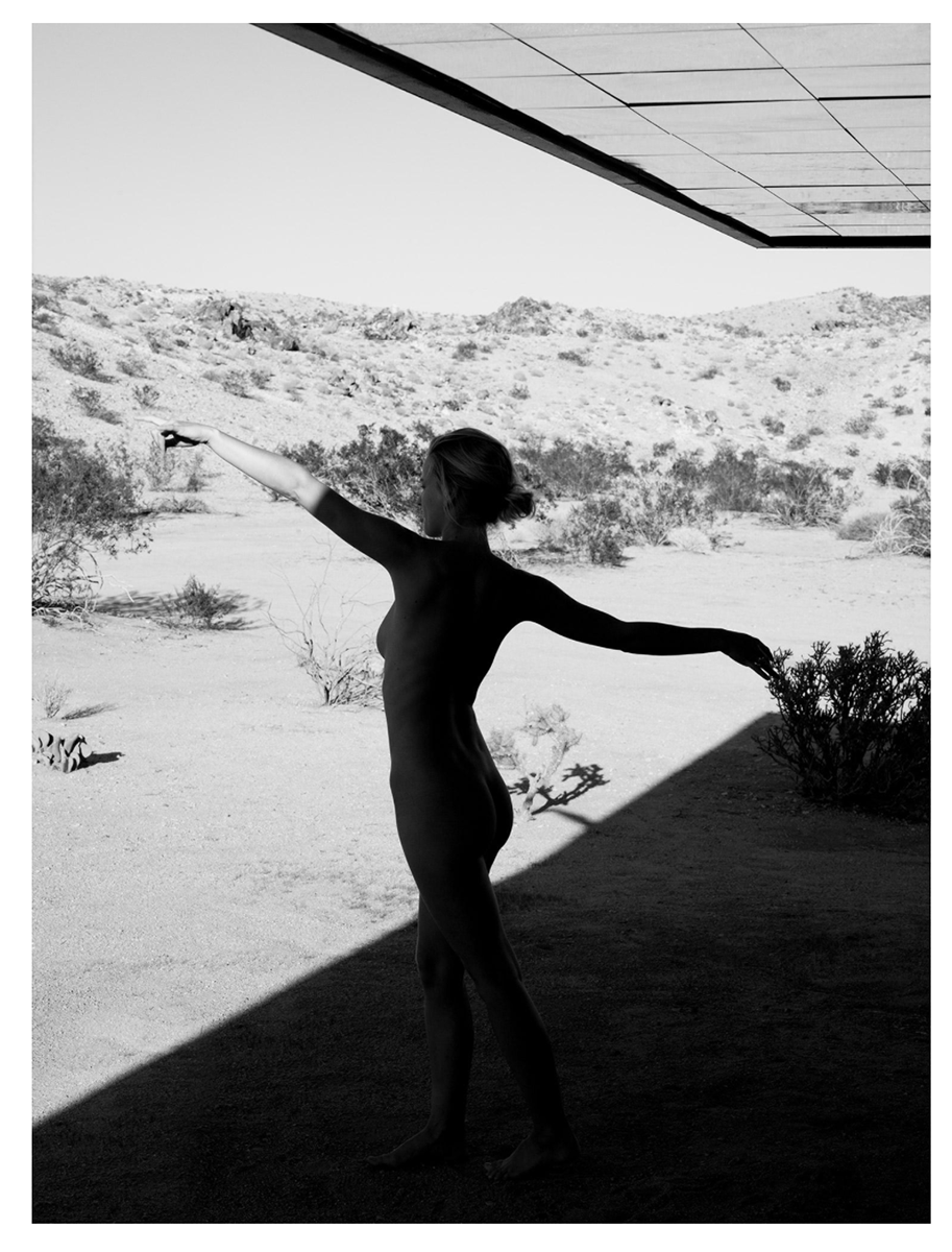 Mona Kuhn AD7085, 2014 © Mona Kuhn - Courtesy Gallery Stephan Witschi