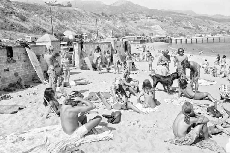 Danziger Gallery L.A. : Tod Papageorge : The Beaches, 1975 - 1981