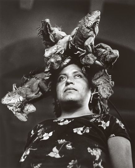Graciela Iturbide, Our Lady of the Iguanas, Juchitán de Zaragoza, Oaxaca, Mexico, 1979 © Graciela Iturbide