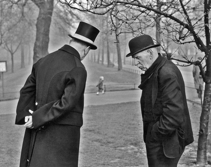 communication [Londres] © 1960 Hans Silvester