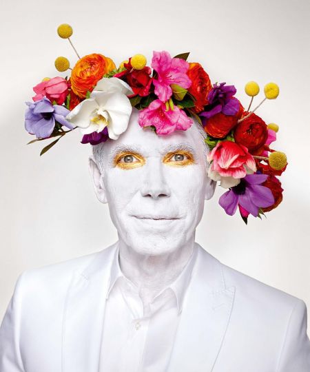 Martin Schoeller, Jeff Koons with Floral Headpiece, New York, NY, 2013 - Courtesy Camera Work
