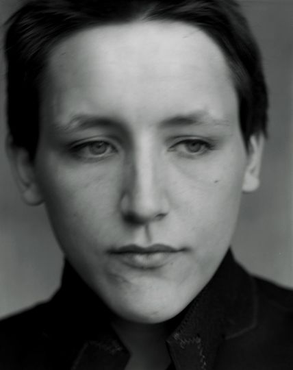 LAFONT, Suzanne, Sans titre, 1989, Photographie noir et blanc, épreuve gélatino-argentique contrecollée sur aluminium, 108,5x86,5cm, Paris, Musée d’art moderne de la Ville de Paris © Suzanne Lafont Crédit photographique : Julien Vidal/Parisienne de Photographie