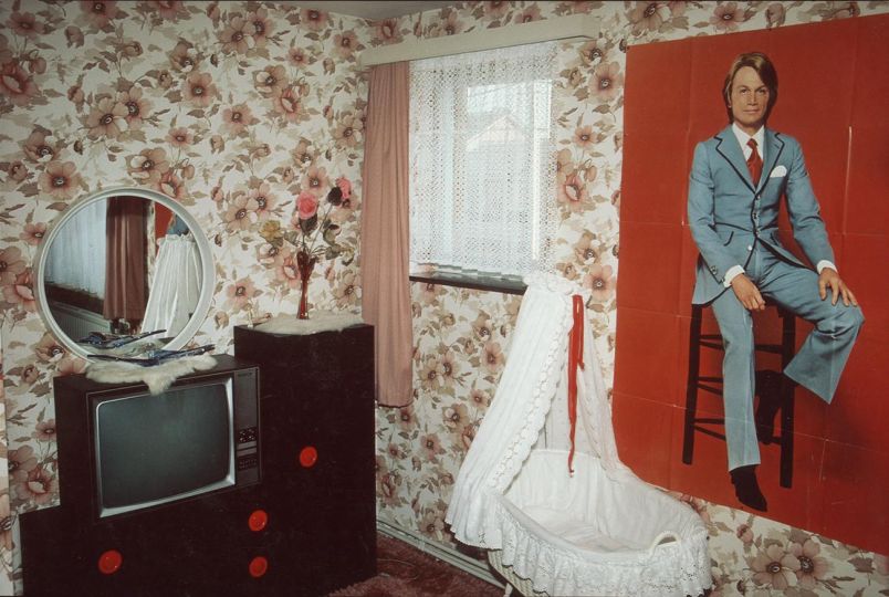 François Hers, sans titre, série Intérieurs, 1980, Cibachrome, 66,5 x 90 cm, Dunkerque, Frac Grand Large - Hauts-de-France, © François Hers. Photo : Stéphane Himpens. Collection Frac Grand Large — Hauts-de-France.
