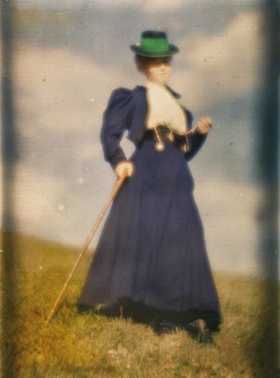Heinrich KÜHN - Mary Warner sur le versant de la colline Tutzing, Bavière, 1907 © Collection AN
